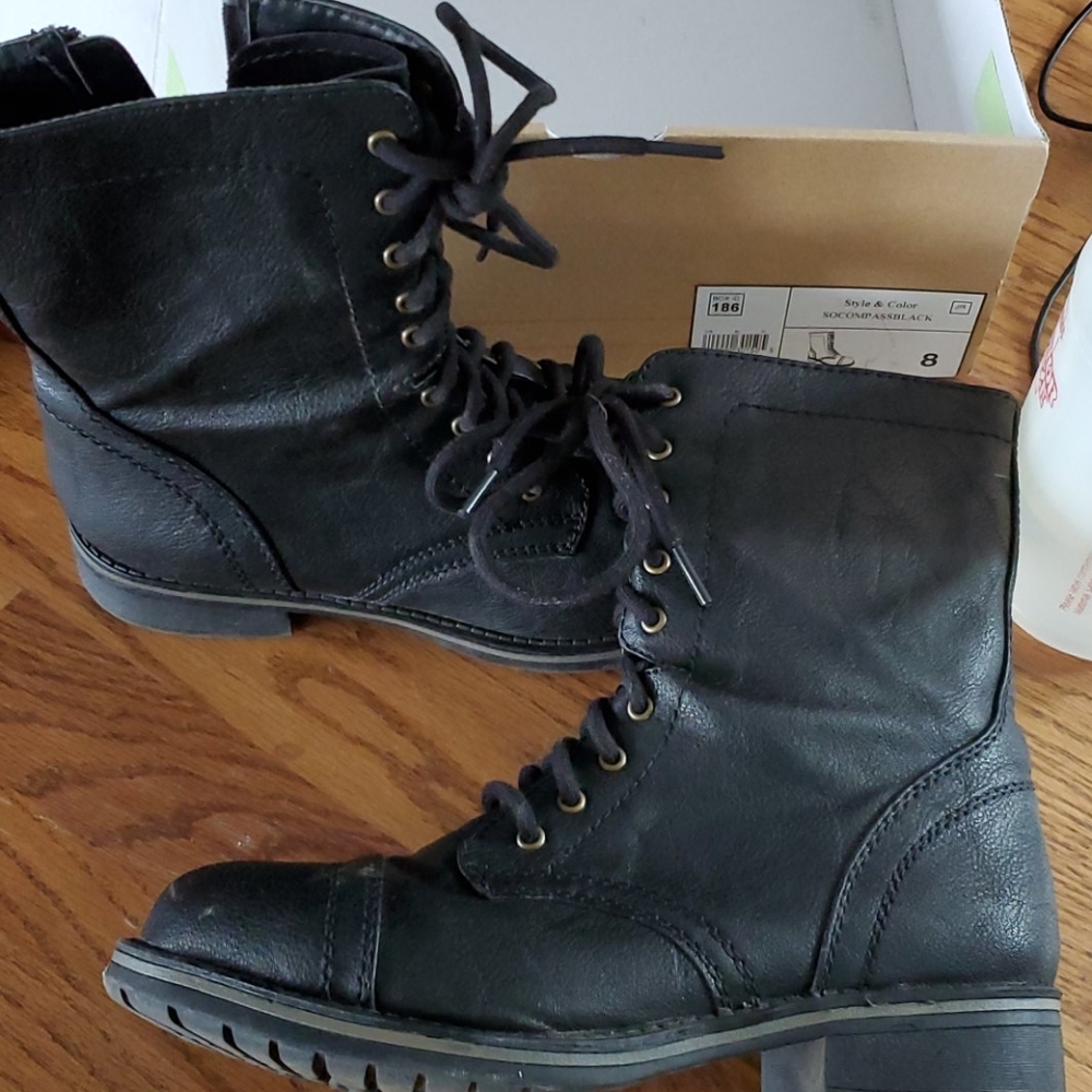 Black boots